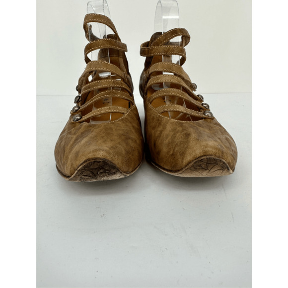 Think Strappy Distressed Leather Heels Sandals Equestrian Regency Boho Size 7 - Picture 6 of 14